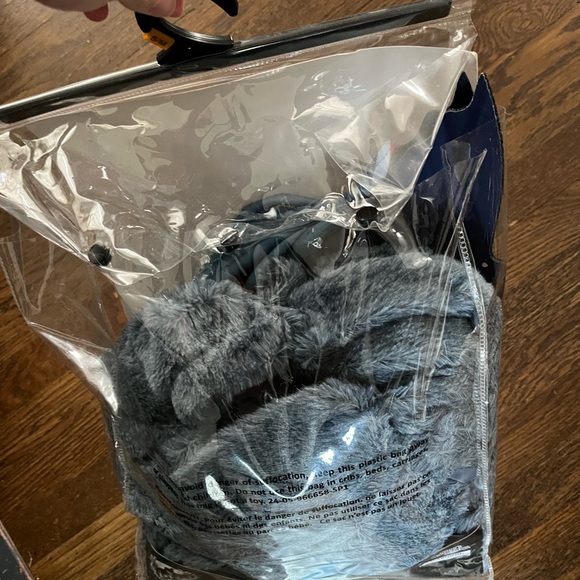 Wizard of Oz Winged Monkey Costume - Picture 5 of 6